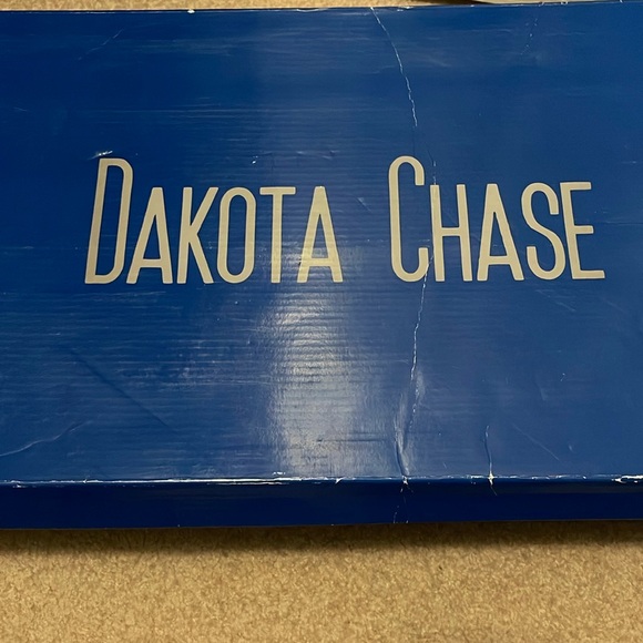 Boots - Picture 5 of 5